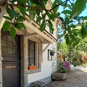 Bed & Breakfast D'hotes De La Roche Tremblante, Huelgoat