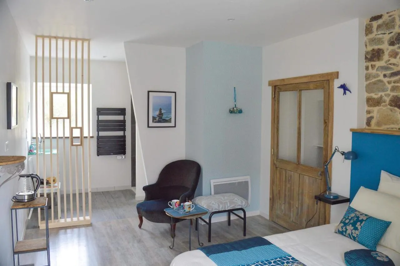 Mont Voyageur Bed & Breakfast Sains